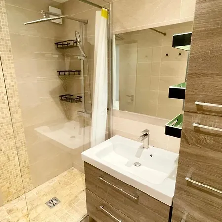 129 - Splendeur Confort Et Modernite, Terrasse Au Coeur De Apartamento Paris
